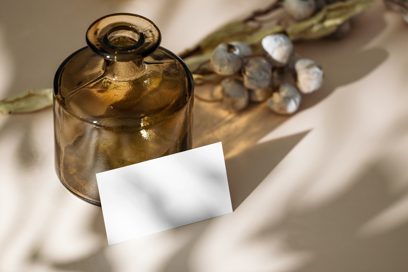 Free Oblong Card with Glass Vase Mockup