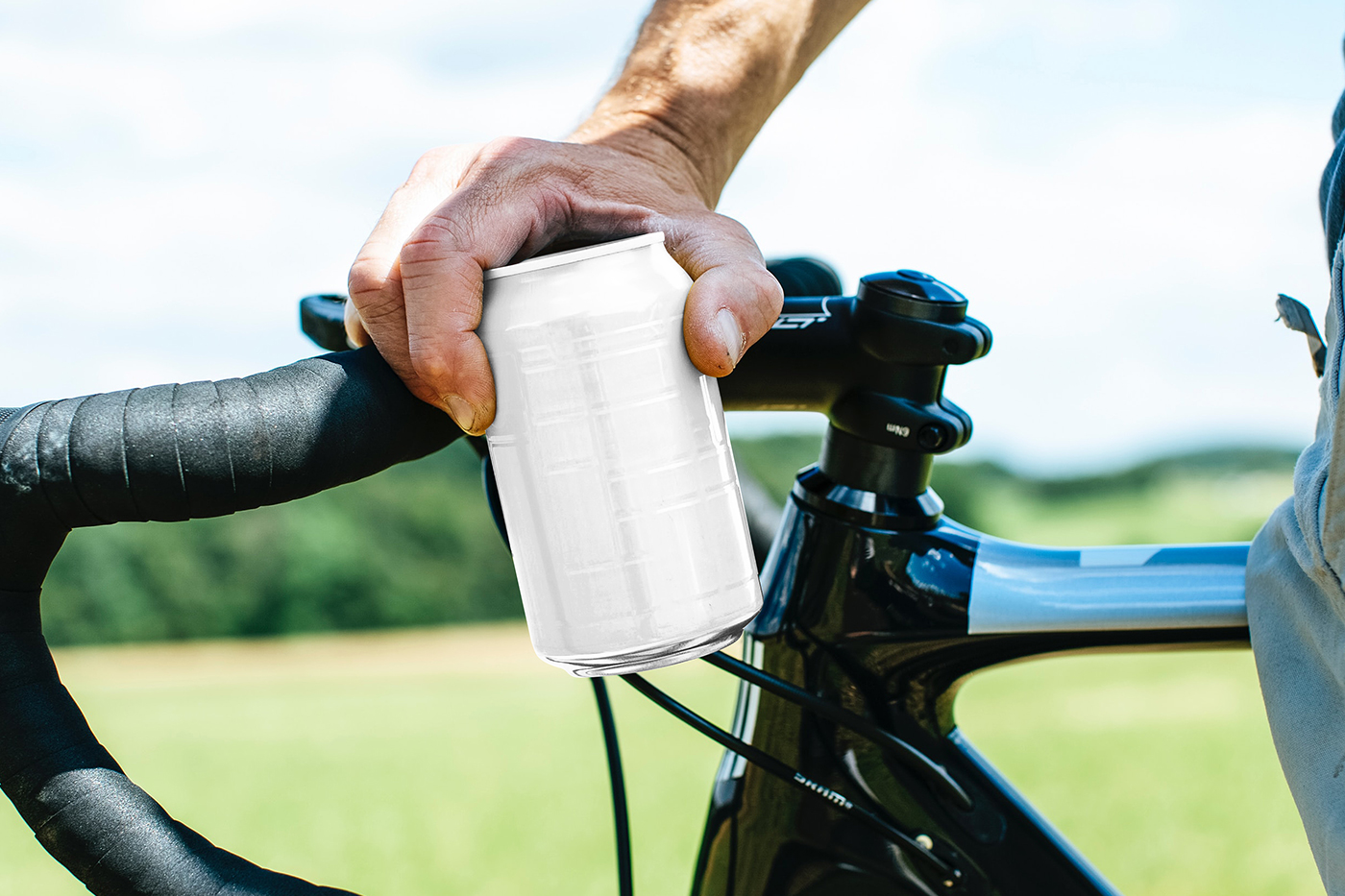 Free Aluminum Can Mockup