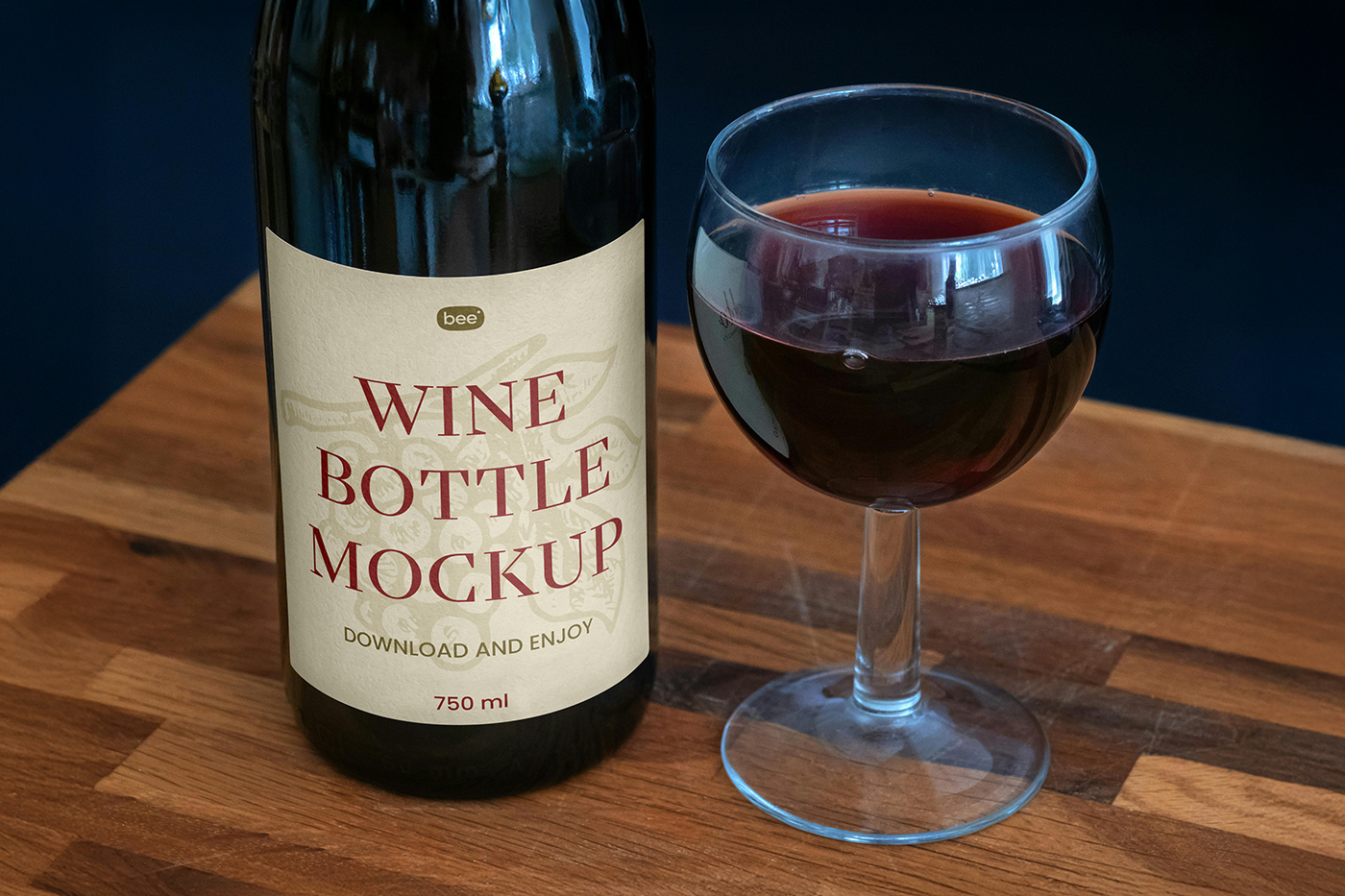 free-wine-bottle-close-up-mockup-mockupbee