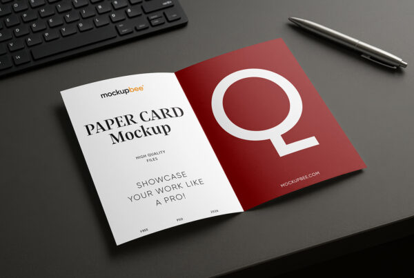 Free Fold Brochure Mockup