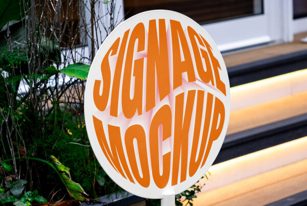 Free Circle Sign Stand Mockup