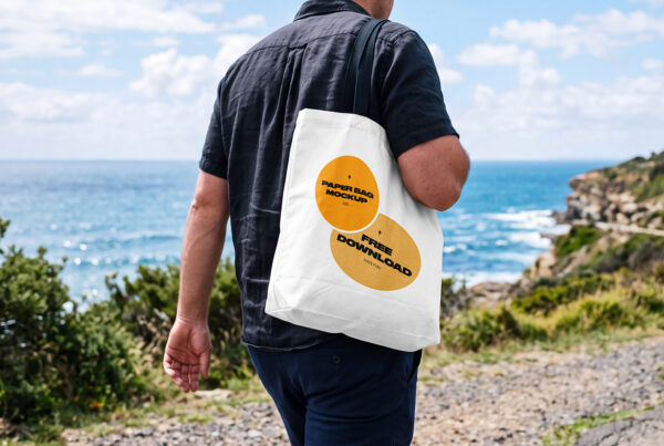 Free Tote Bag on Men Mockup
